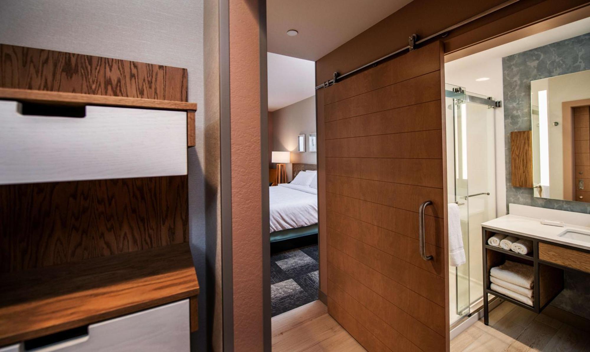 Hilton Garden Inn Moncton Downtown, Nb Экстерьер фото