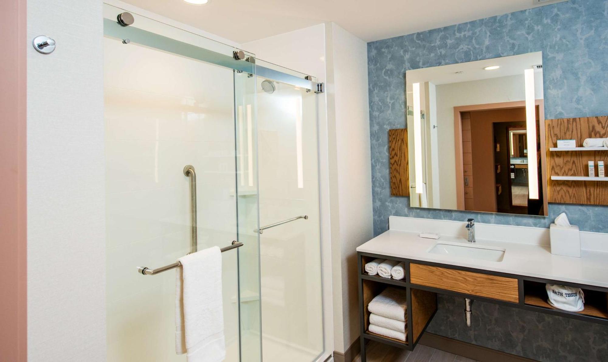 Hilton Garden Inn Moncton Downtown, Nb Экстерьер фото